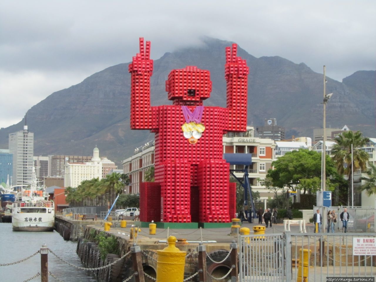 Набережная Виктории и Альфреда Кейптаун, ЮАР Набережная Виктории и Альфреда Кейптаун, ЮАР