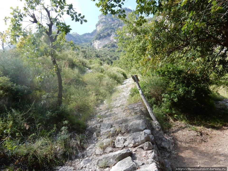 Costiera Amalfitana: от Tovere до Amalfi и Atrani Амальфи, Италия