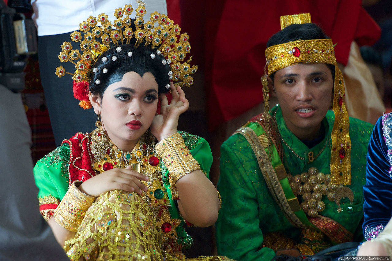 Индонезия. Часть 2. Макассар. Обряд племени Gowa. Макассар, Индонезия