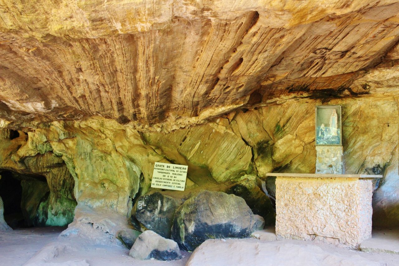 Подземные залы с наследием и легендами многих тысячелетий