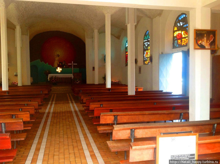 Сохраненная Богом Сент-Роз, Реюньон