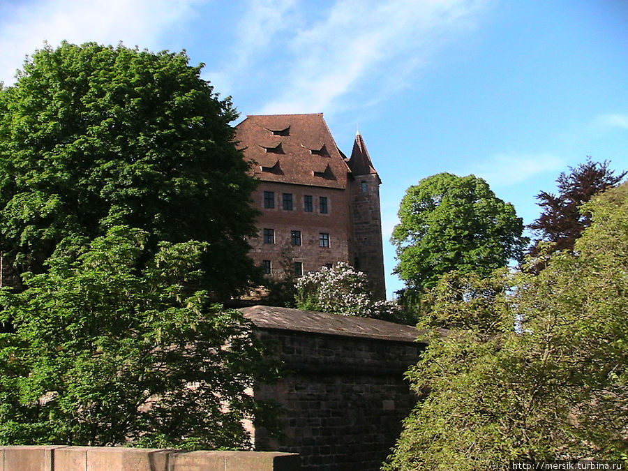 Крепость Кайзербург и Площадь Тиргертнерплатц Нюрнберг, Германия