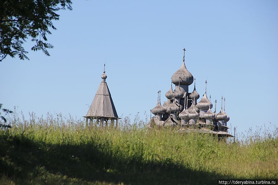 Остров-музей деревянного зодчества Кижи Республика Карелия, Россия