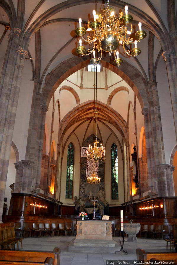 Церковь Святого Фомы и Мавзолей Мориса Саксонского Страсбург, Франция