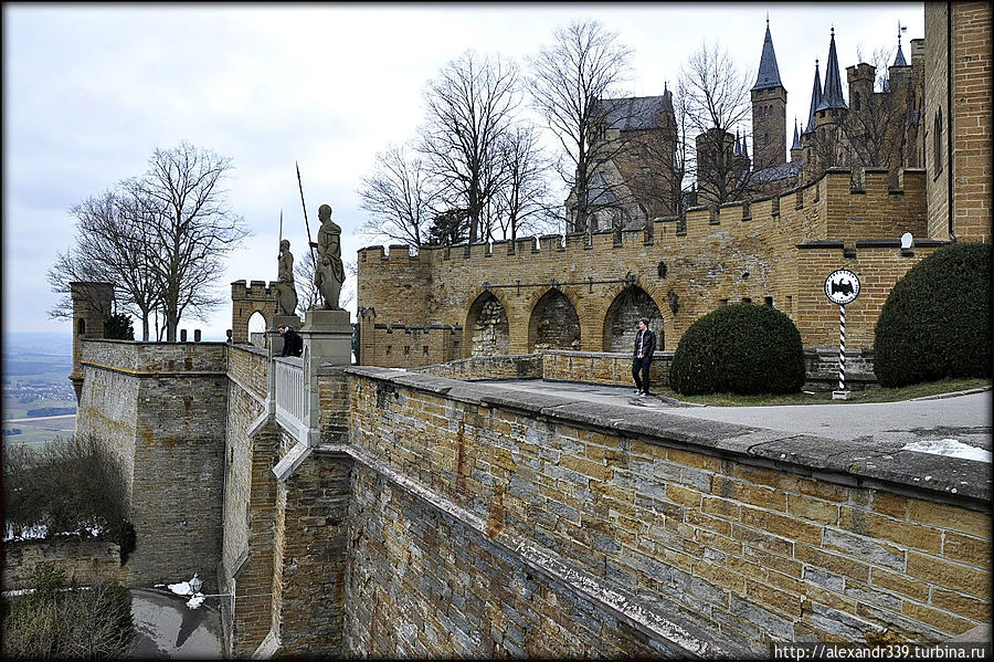 Замок в облаках Хехинген, Германия