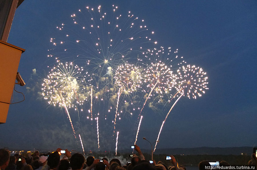 Таким было начало)))    Потом ушел на видео)))