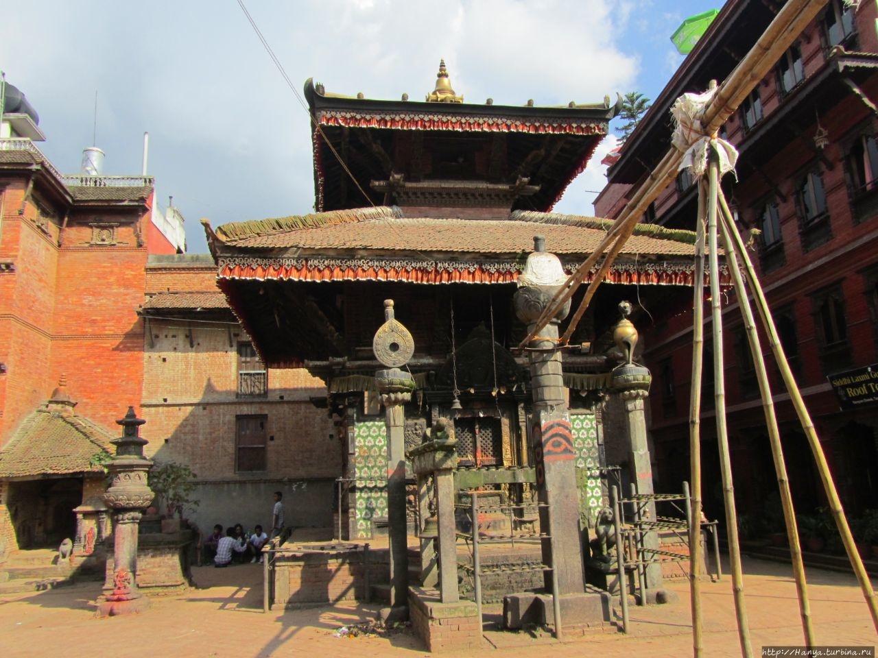 Храм Til Mahadev Narayan / Til Mahadev Narayan Temple