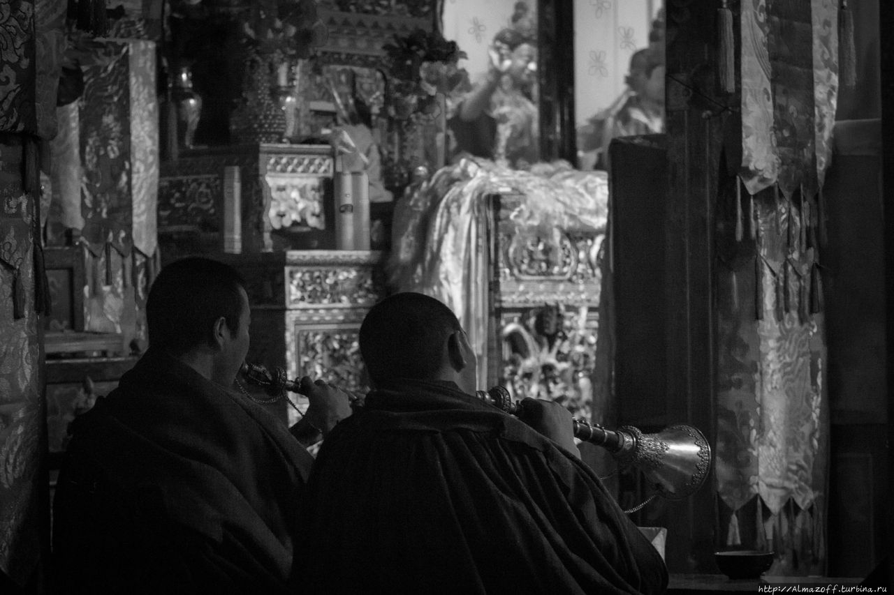 Монастырь Шамара Ринпоче и горячие источники Яньбацзин, Китай