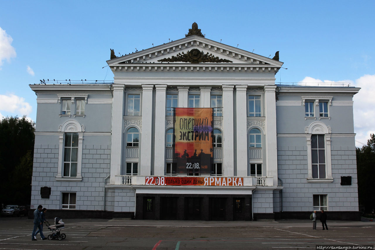 Театр оперы и балета. Пермь, Россия
