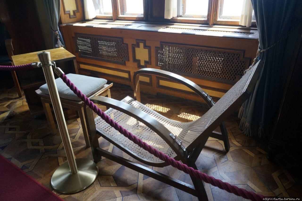 Замок Мирамаре Мирамаре, Италия Замок Мирамаре Мирамаре, Италия