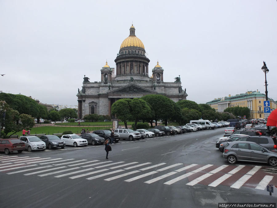 Санкт-Петербург из окна туристического автобуса Санкт-Петербург, Россия