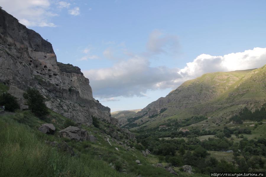 Вардзия — пещерный город Грузия