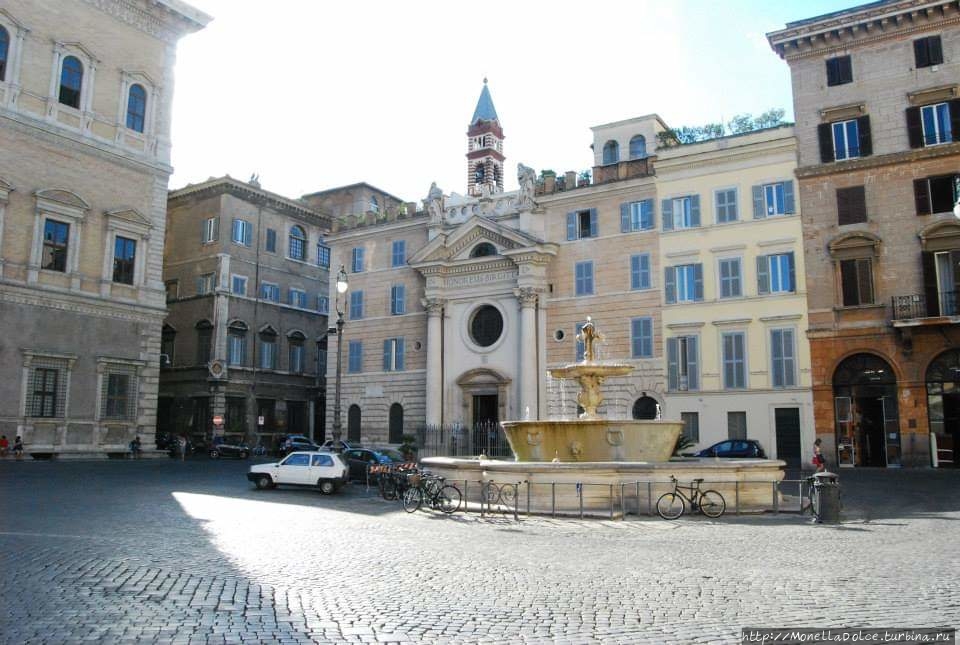 Пиацца Фарнезэ / Piazza Farnese