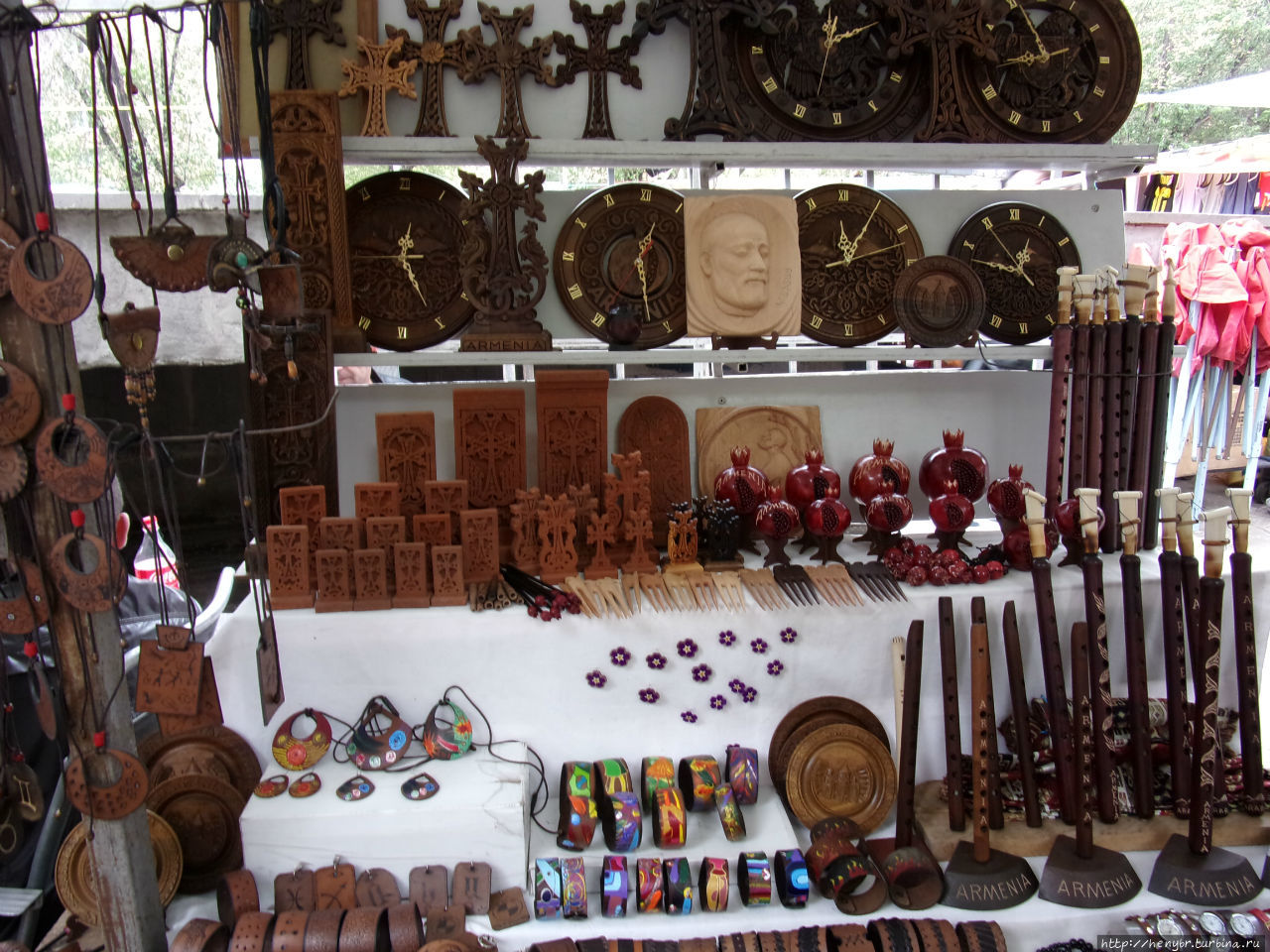 Ереванский Вернисаж — аналог тбилисского Блошиного рынка Ереван, Армения