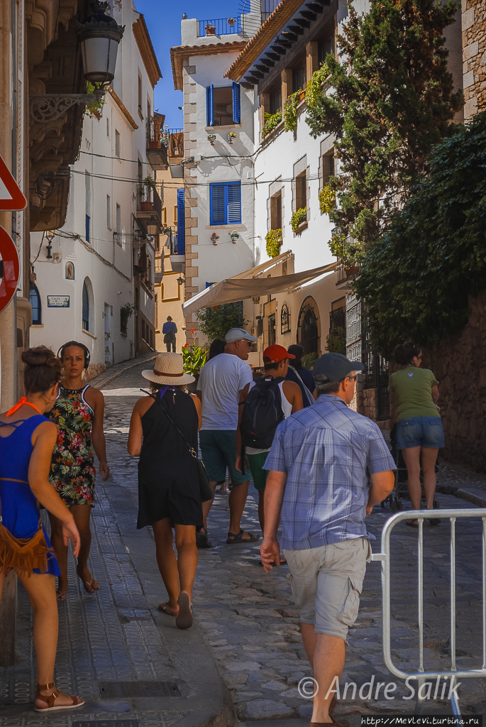 Август. Ситжес Ситжес, Испания