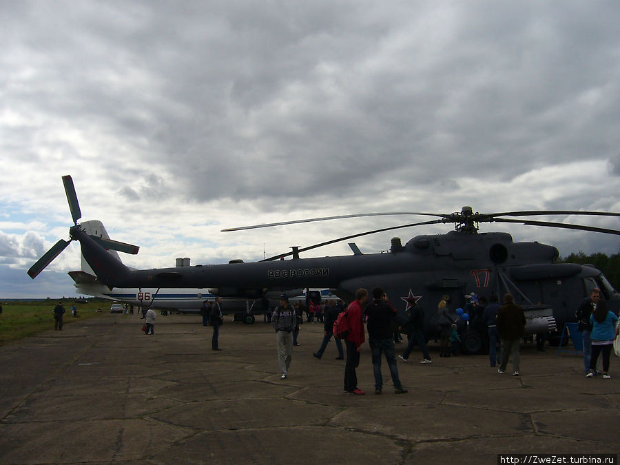 Небо — их дом Пушкин, Россия