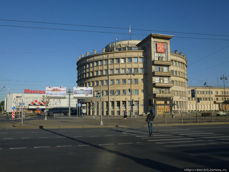 Здание администрации Московского района Санкт-Петербург, Россия