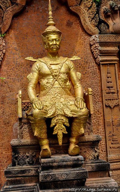 Статуя короля Сисовата I. Фото из интернета Пномпень, Камбоджа