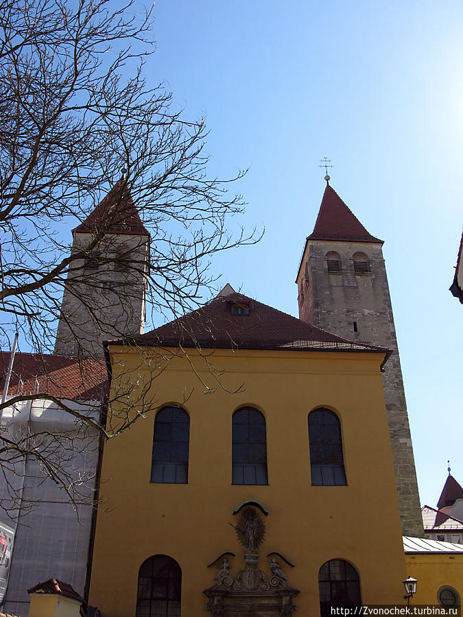 Бывшее имперское аббатство Нидермюнстер (Niedermünster). Регенсбург, Германия