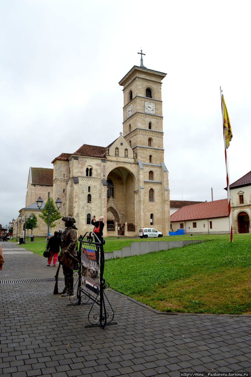 Кафедральный католический собор Святого Михаила Алба-Юлия, Румыния