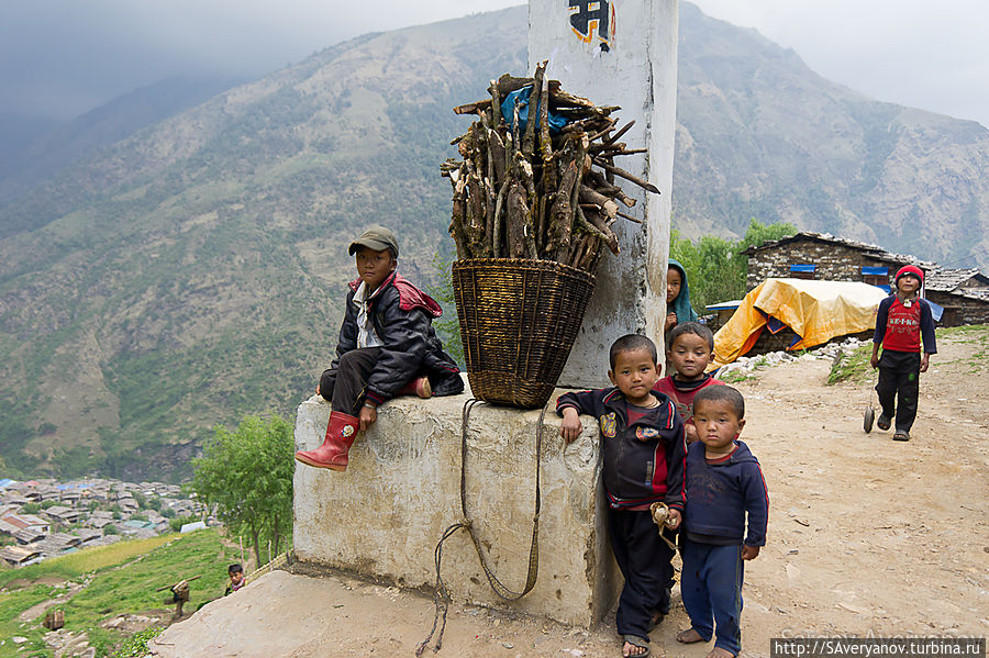 Дети в Лапраке