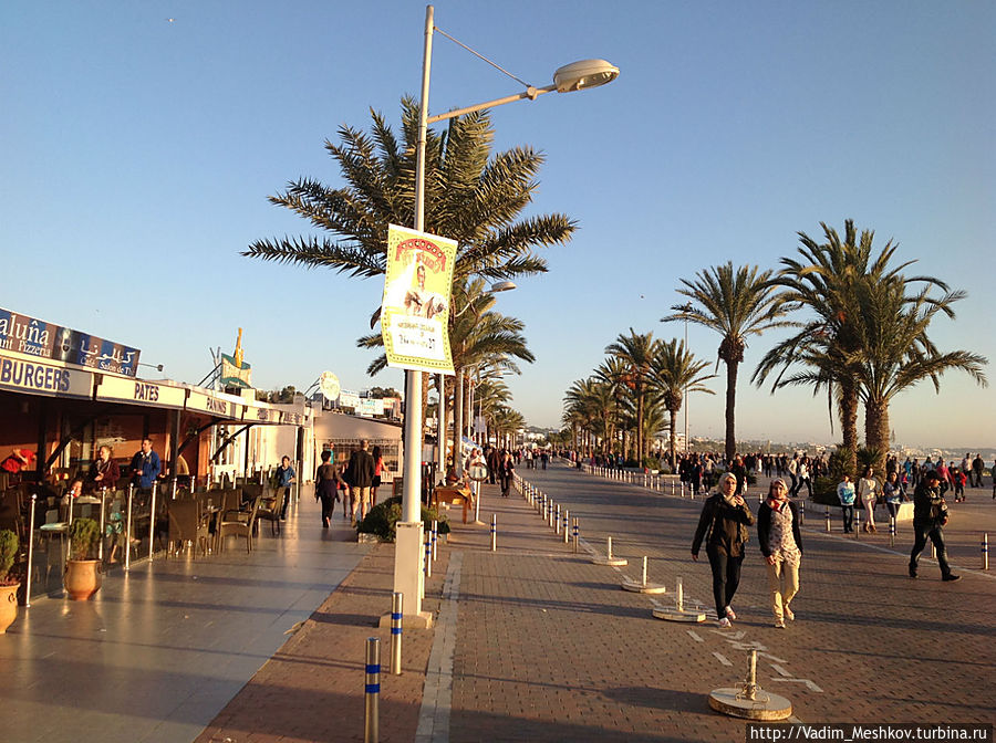 На набережной Агадира