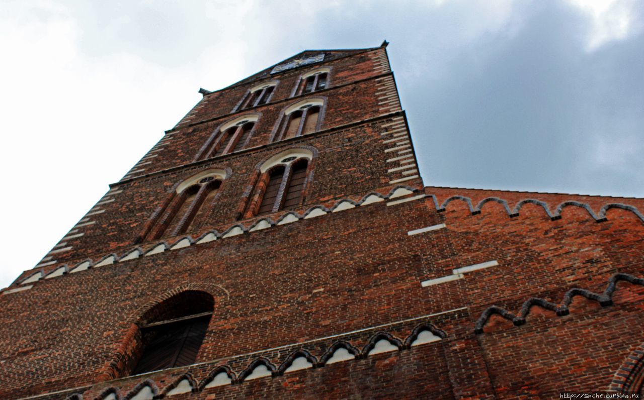 Башня бывшей церкви Святой Марии / Turm der ehem. Marienkirche