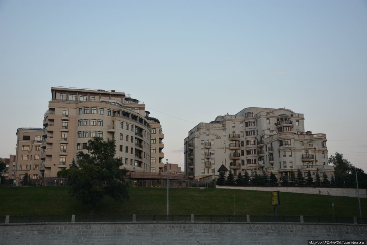 Огни вечерней Москвы. Речная прогулка Москва, Россия