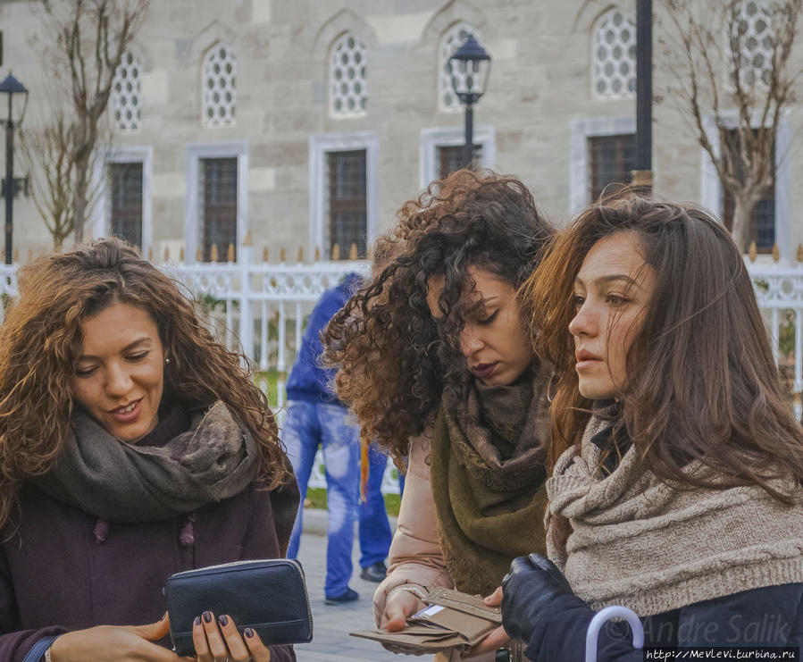 В Голубой Мечети Стамбул, Турция