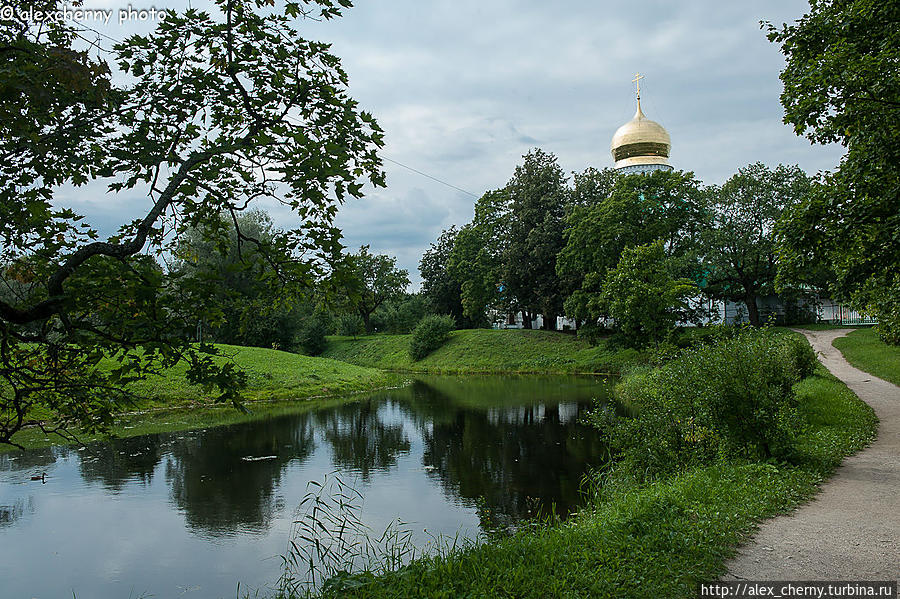 Вид на Федоровский собор от городка Пушкин, Россия