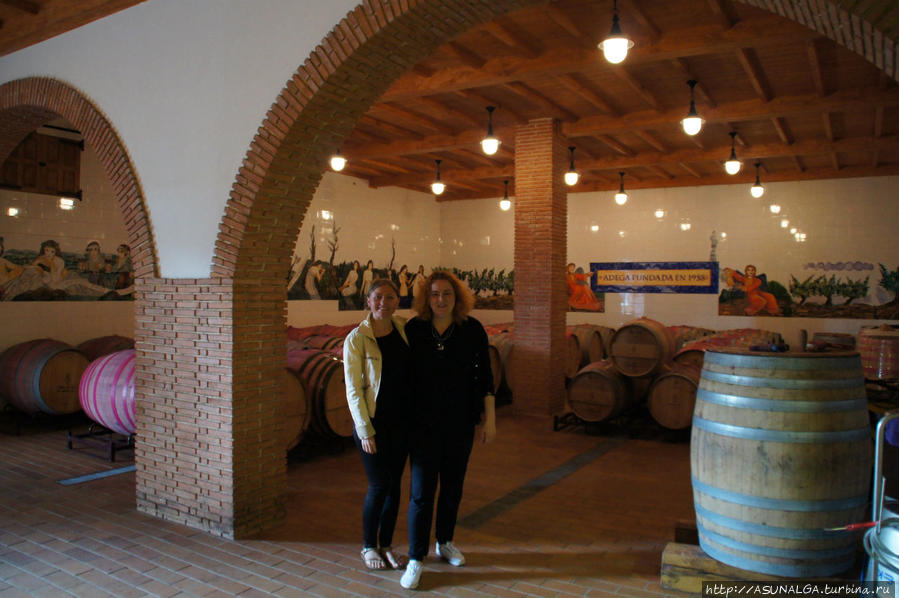 Abadia da cova гoрдится качеством своих вин, которые были отмечены многочисленными наградами на международных выставках. Галисия, Испания