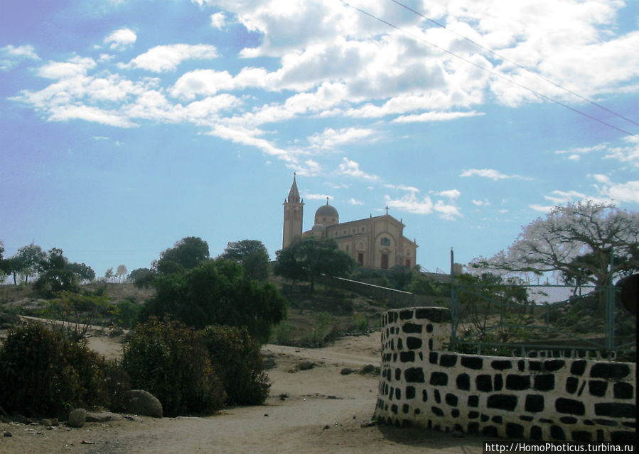 На краю Эфиопского нагорья Senafe, Эритрея