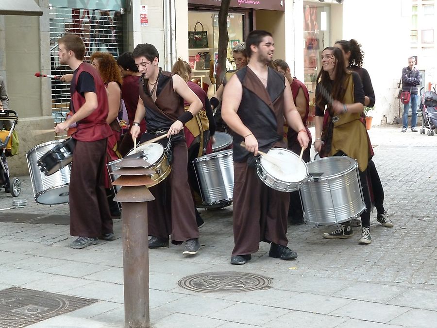 Барабанщики Жироны Жирона, Испания