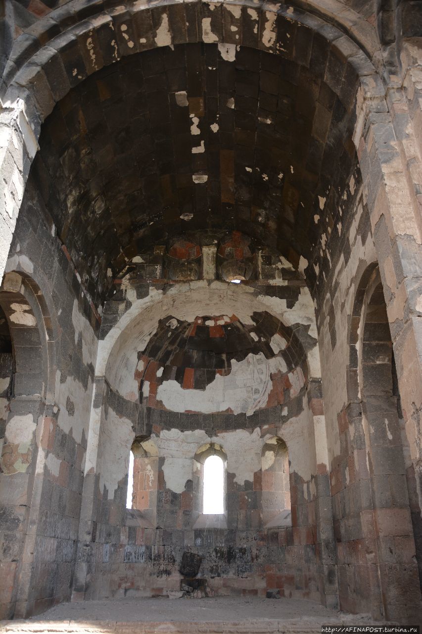 Талинский Святой Катогике — щемящая боль немого упрёка Талин, Армения