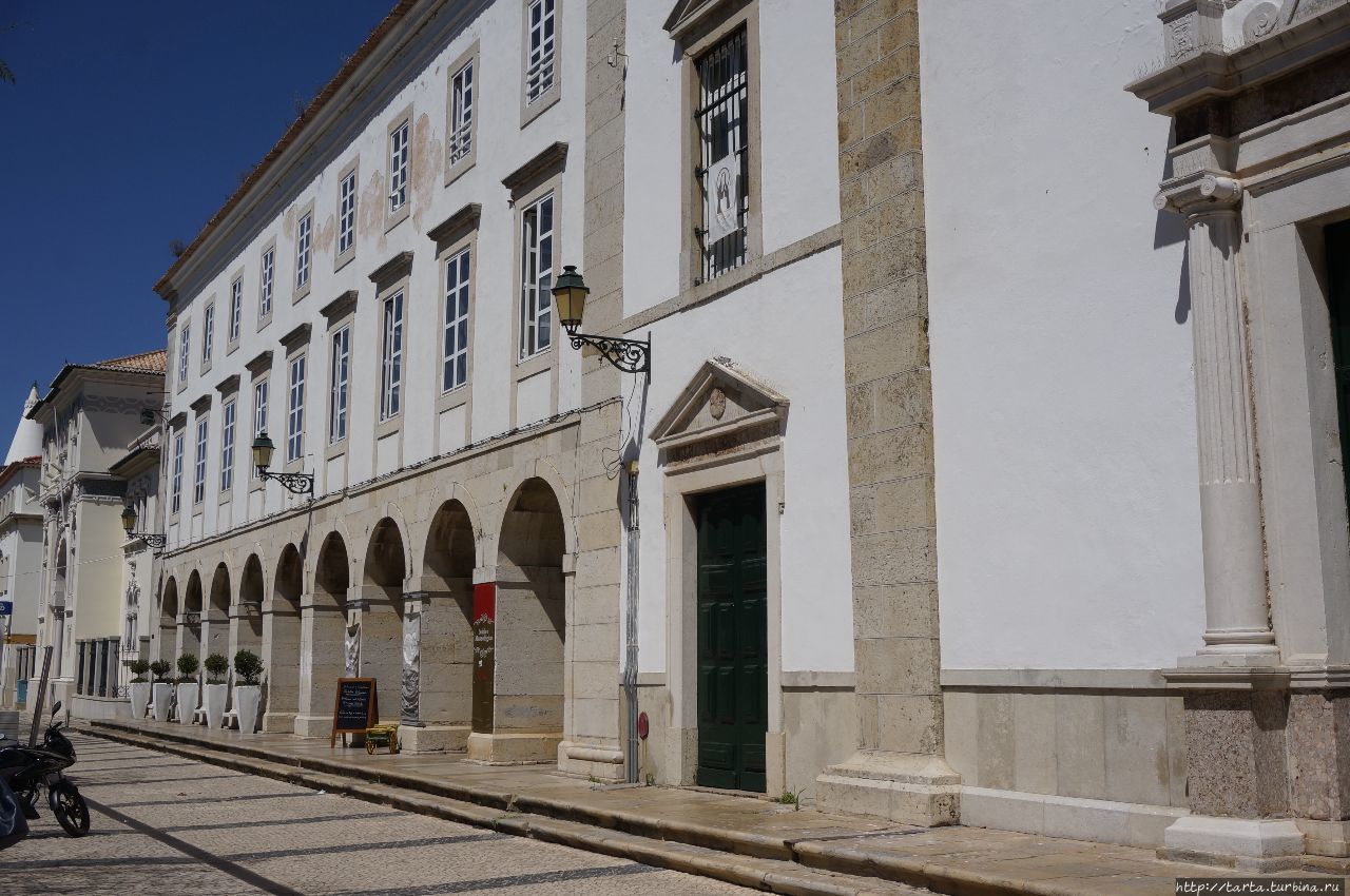 Фару, как город-маяк в «стране маяков» Фару, Португалия