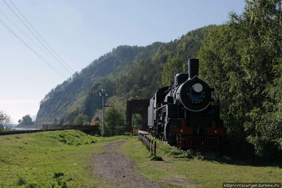 Кругобайкальская железная дорога, теперь по ней ходят только экскурсии, не считая, конечно, диких туристов и местной электрички Маьани раз в сутки.. Россия