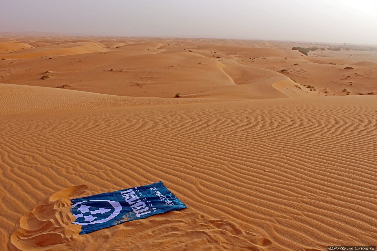 На песчаной дюне: закат и чай по-мавритански Шингетти, Мавритания
