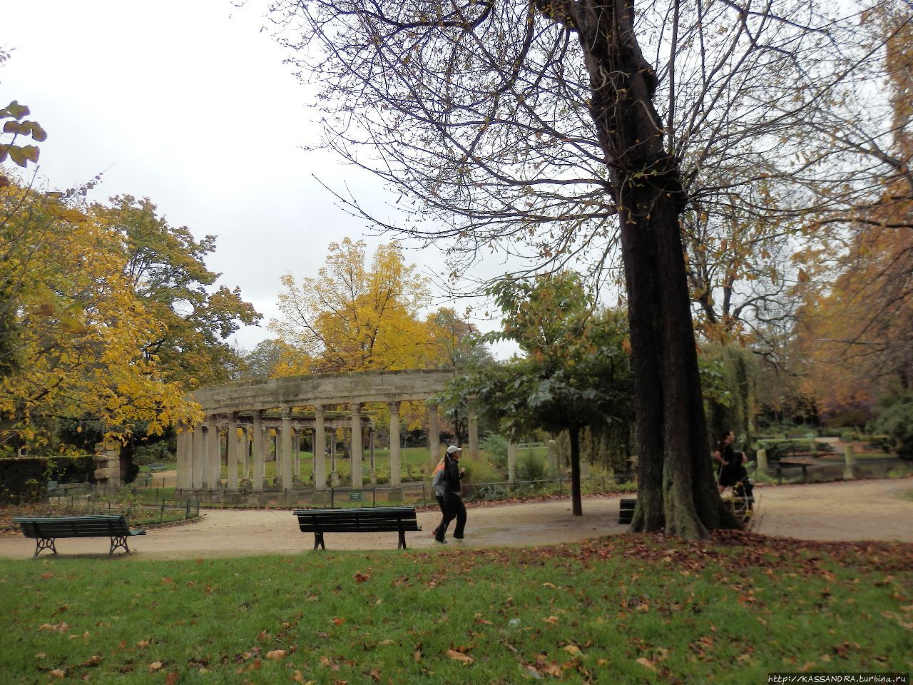 Парк Фоли де Шартр Париж, Франция