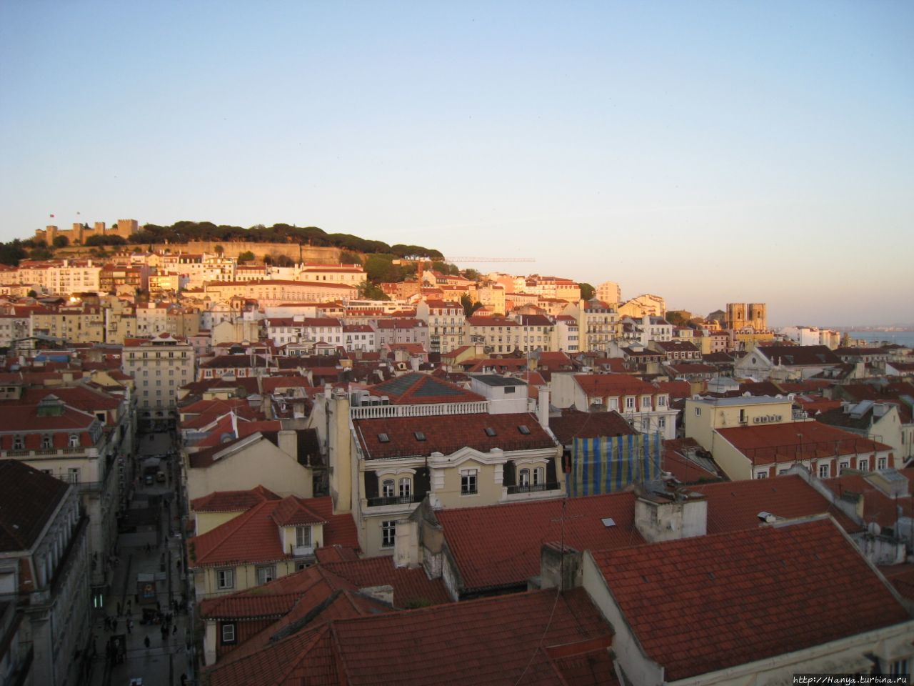 Подъемник Элевадор-де-Санта-Жушта Лиссабон, Португалия