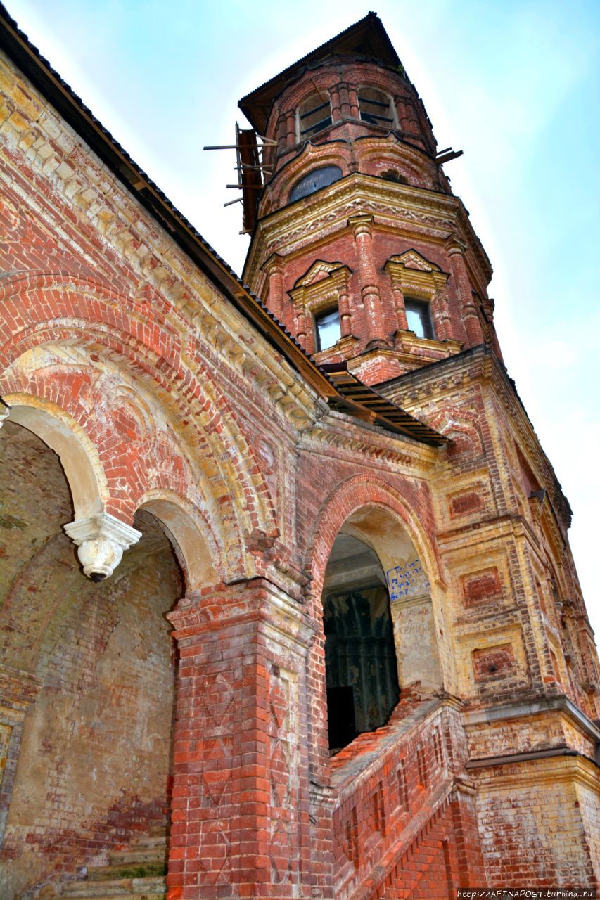 Церковь Тихвинской иконы Богоматери Высокое, Россия