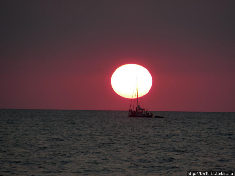 Восхитительные закаты Межводного Черноморское, Россия