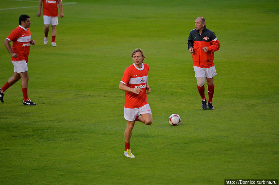 Матч постаревших легенд Паламос, Испания