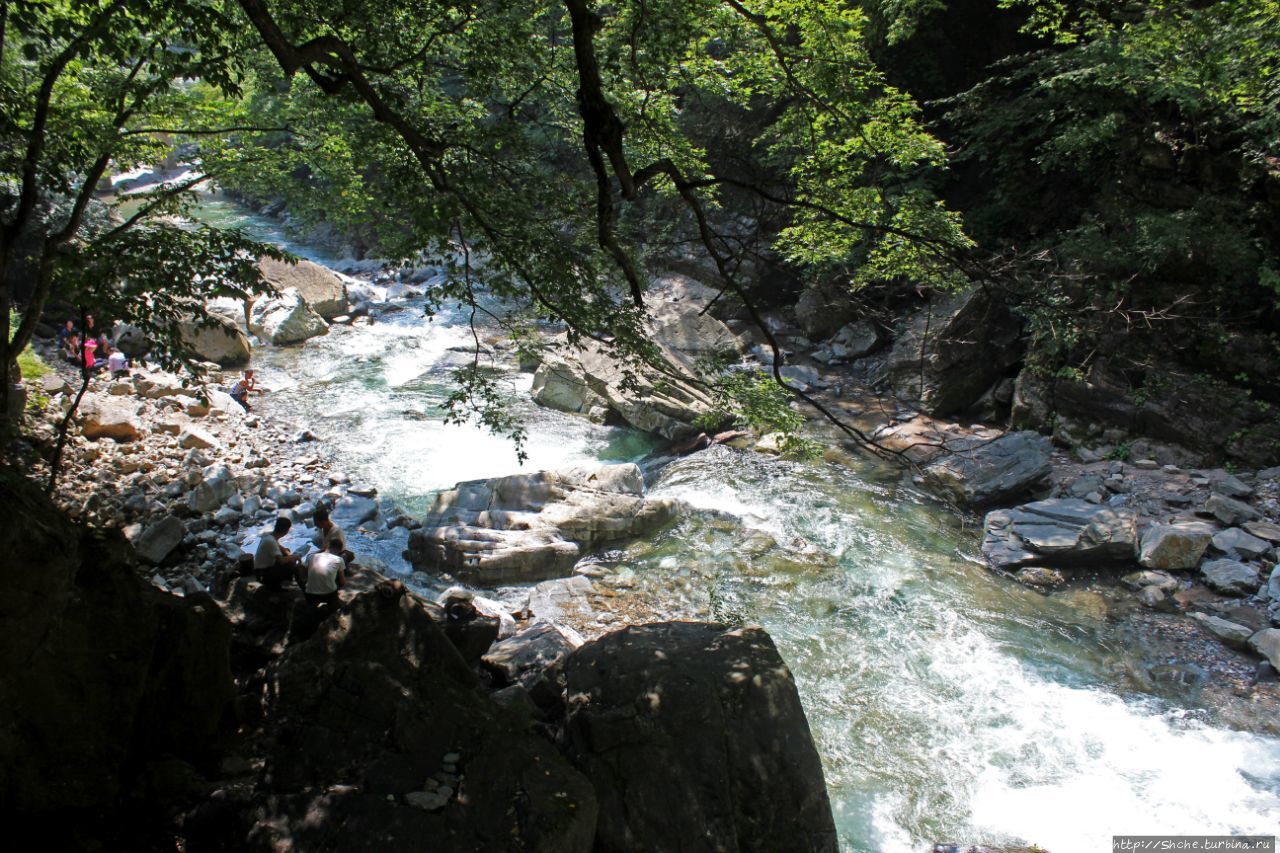 Водопад Уллим Водопады Уллим, КНДР