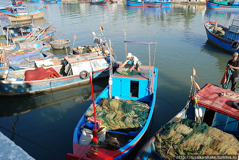 Деревня на реке Кай Нячанг, Вьетнам