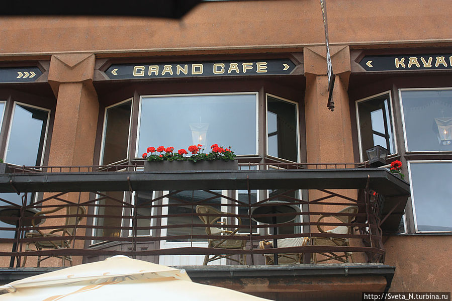 Кубистическое кафе в Праге