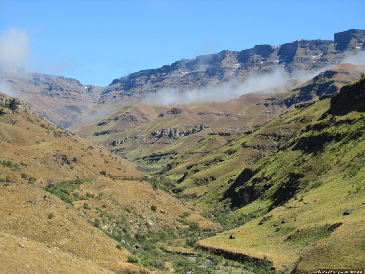 Парк uKhahlamba Drakensberg Park / uKhahlamba Drakensberg Park