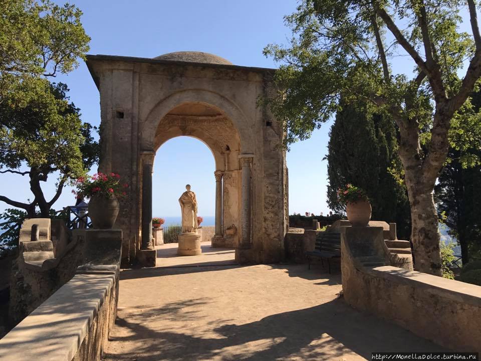 Ravello:villa Cimbrone в августе Равелло, Италия