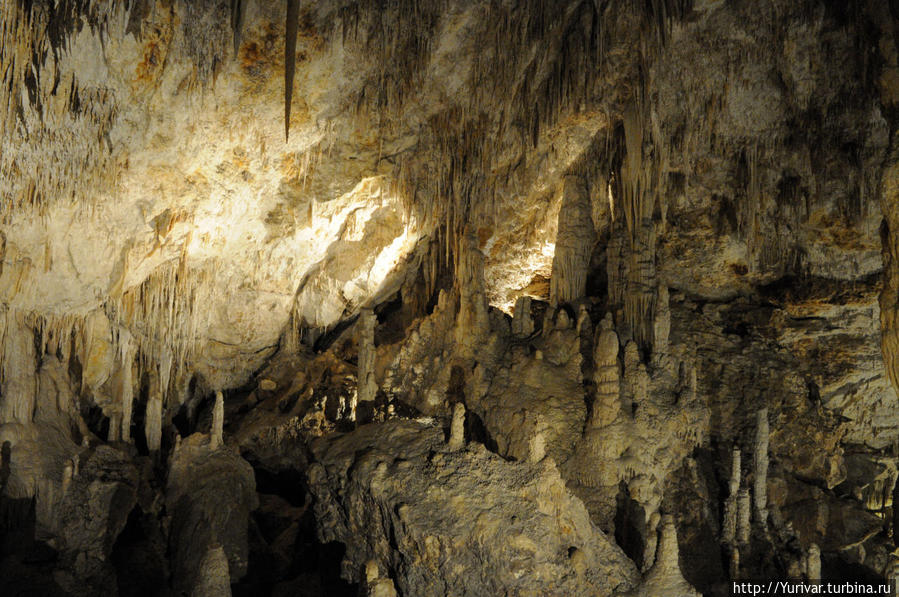 Пещера как пещера — сталактиты, сталагмиты Маргарет-Ривер, Австралия