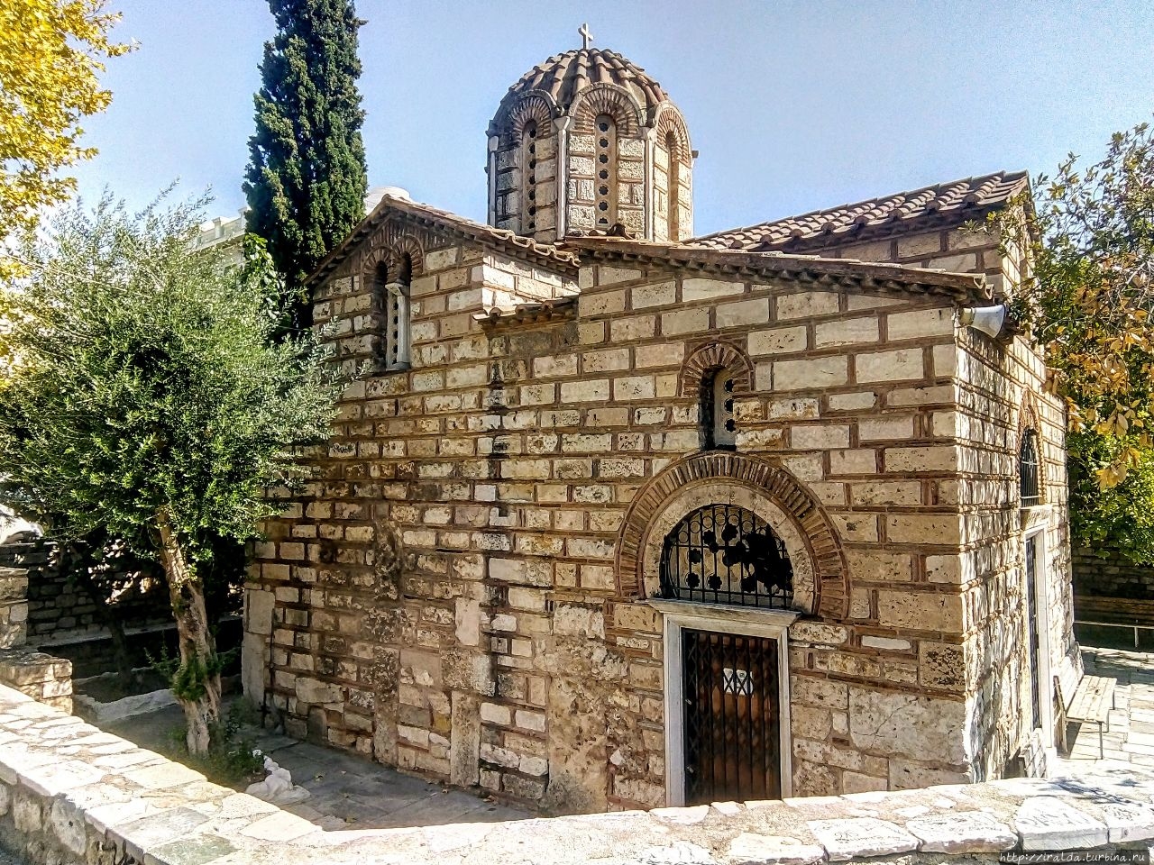 Византийские церкви Афины, Греция