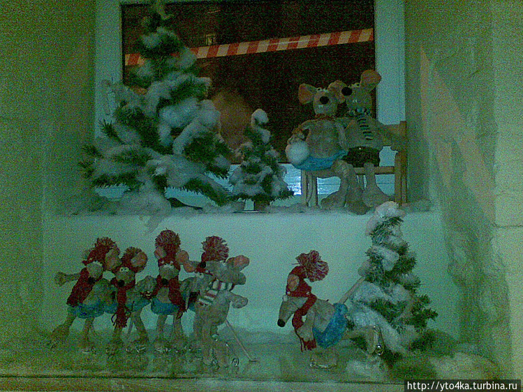 За окном снег, гололёд, п